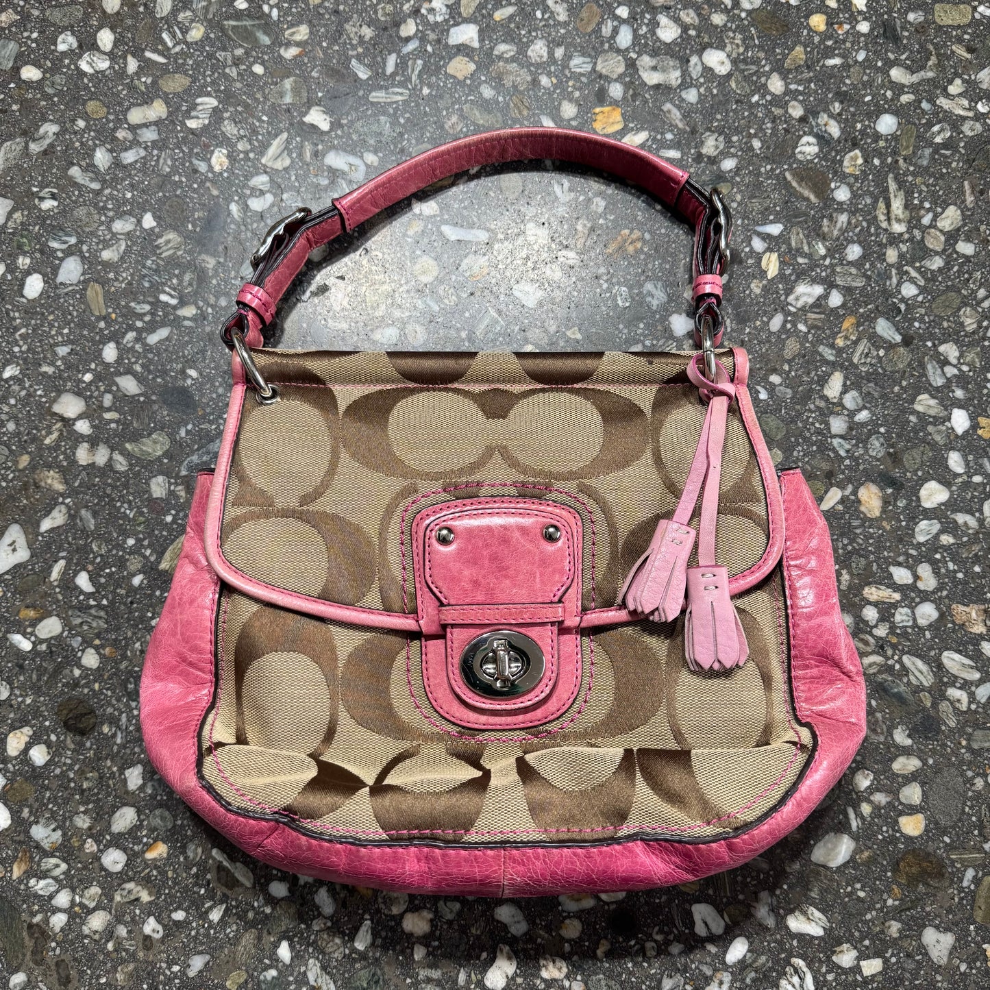 COACH PINK HAND BAG